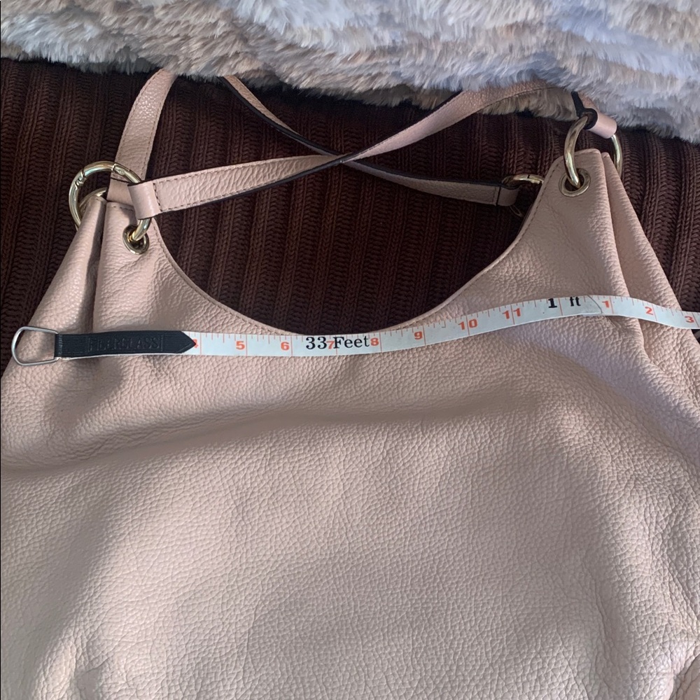 Michael Kors Leather Blush Hobo Bag with Dustbag. - Picture 15 of 15